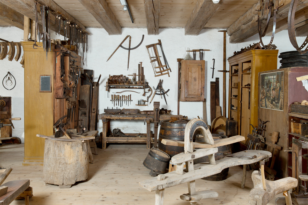Einblick in eine original getreu wieder aufgebaute Werkstatt im Schaudepot in Diessenhofen