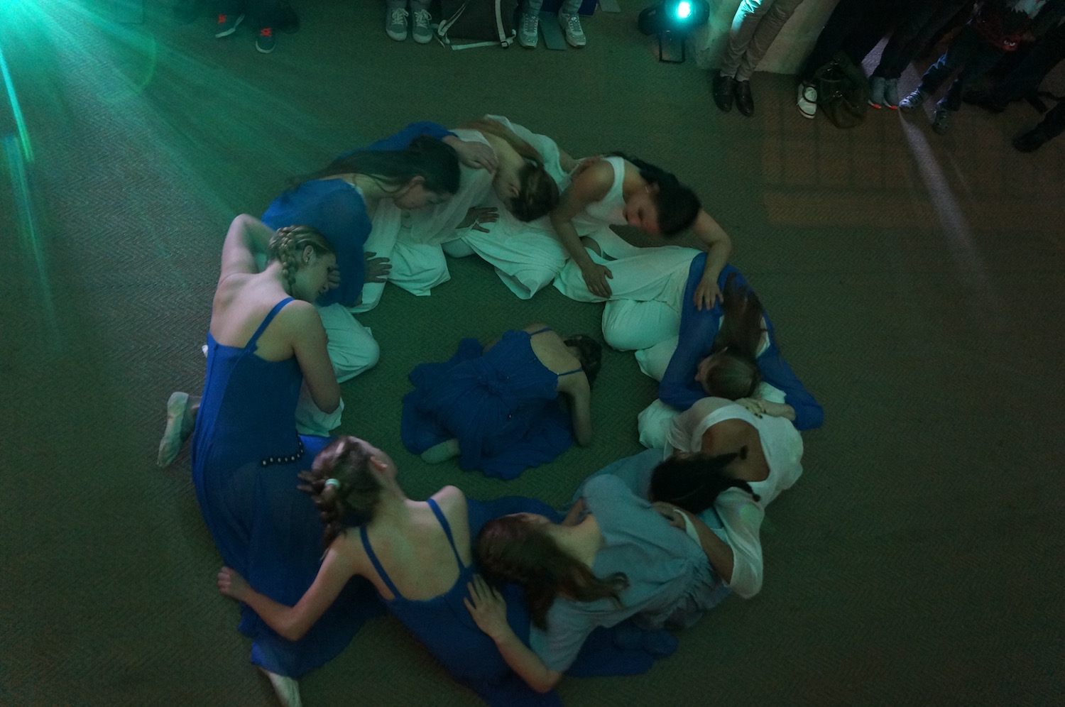 Nymphen der Musikschule Kreuzlingen schwammen durch das Seemuseum. Nymphen der Musikschule Kreuzlingen schwammen durch das Seemuseum.