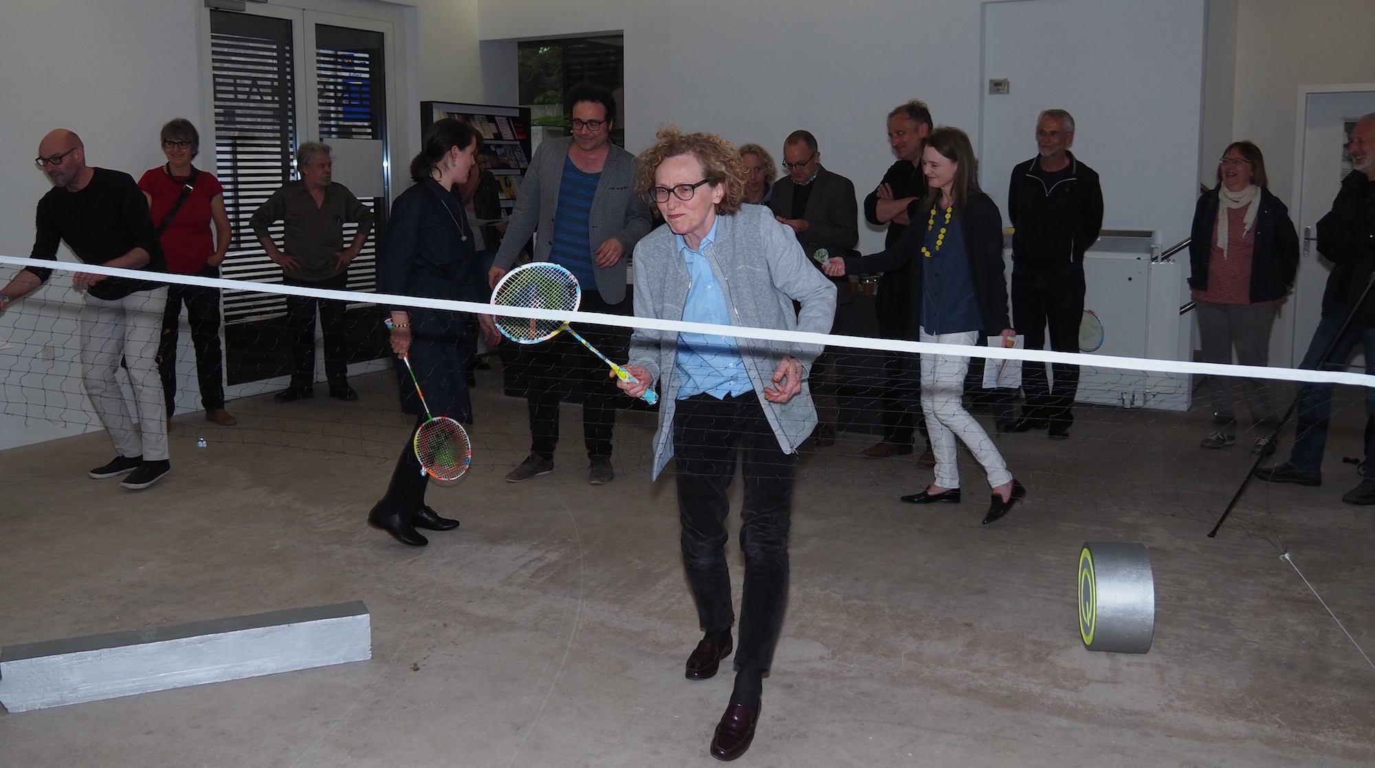 Der Churer Künstler Gianin Conrad in seinem „Kunst-Parcours“ in der Kunsthalle Wil.