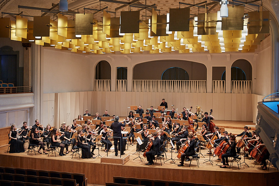 Volle Besetzung: Das Jugendorchester Thurgau bei seinem Konzert in der Tonhalle St. Gallen.