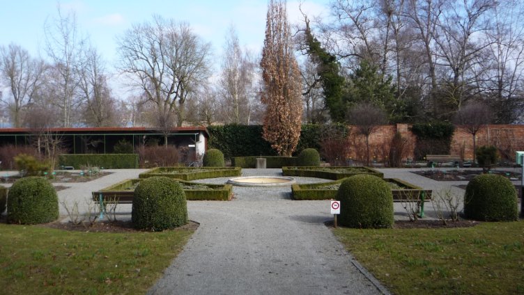 Der Kräutergarten im Jahreslauf