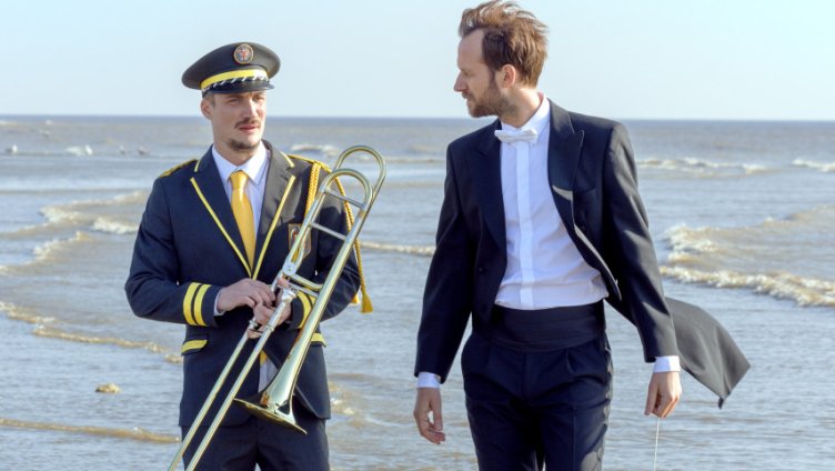 En fanfare
