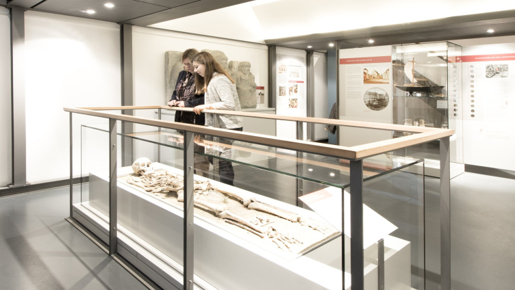 Frauengeschichten im Rosgartenmuseum