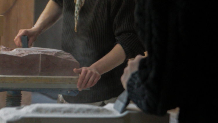 Eintauchen in das Handwerk am Stein - Bildhauer Wochenkurs