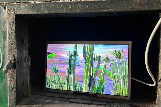 Olga Titus räumt auf im Adolf Dietrich-Haus in Berlingen