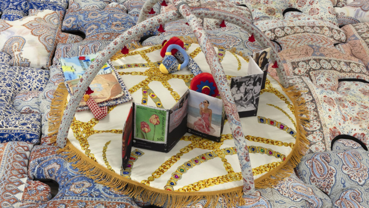 Ausstellungseröffnung Chalisée Naamani – Octogone