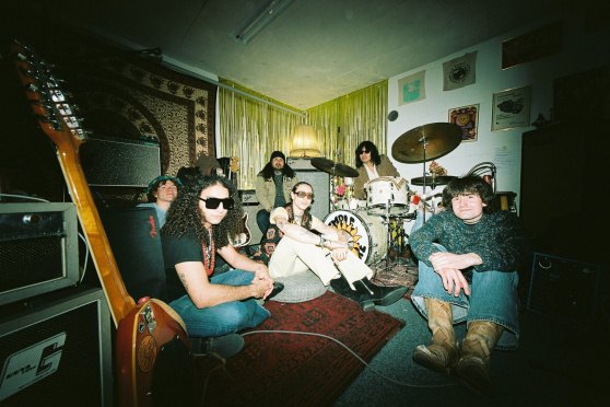 Temple Solaire (CH) + Jigsaw Beggars (AUT)