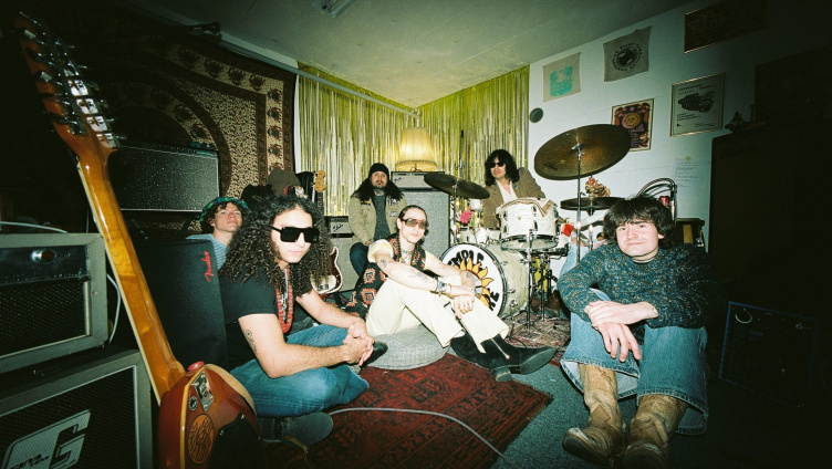 Temple Solaire (CH) + Jigsaw Beggars (AUT)