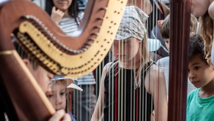 Instrumentenkarussell für Kinder