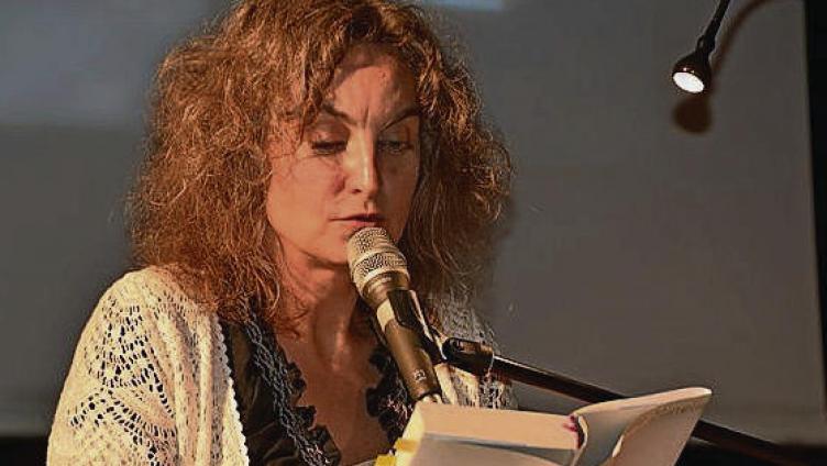 Schriftstellerin besucht Tatort