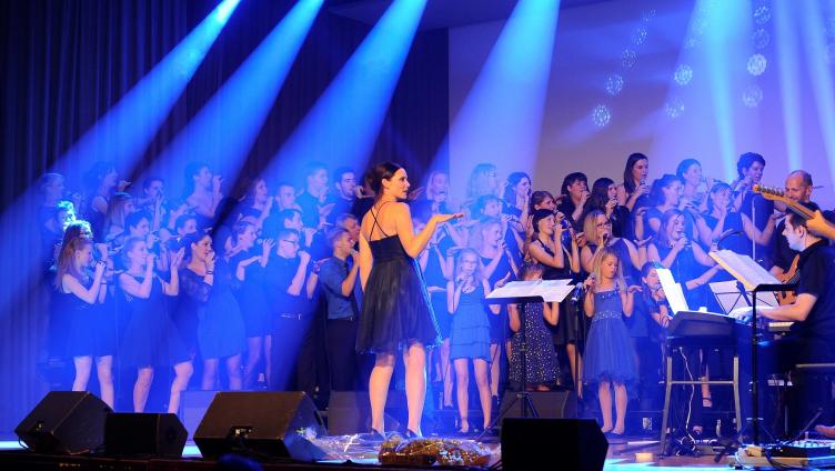 Rotary vergibt Kulturpreis an Chorgründerin und Rosenwoche