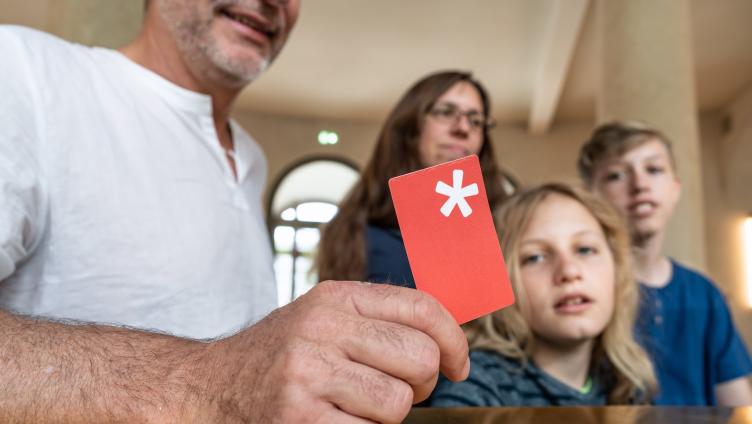 Mit rotem Ausweis zu mehr kultureller Teilhabe