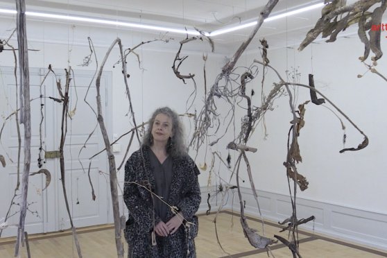 Katharina Henkings Arbeiten sind von poetischer Fragilität